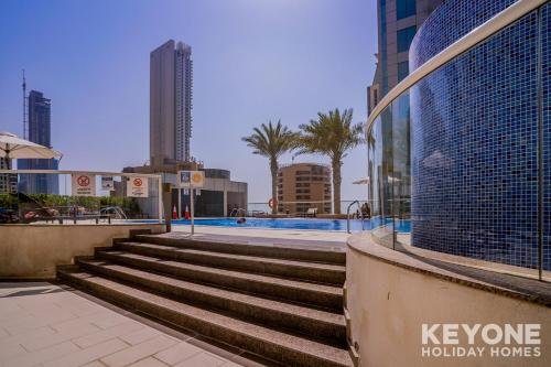Дубай: KeyOne - 1BR in Botanica Tower