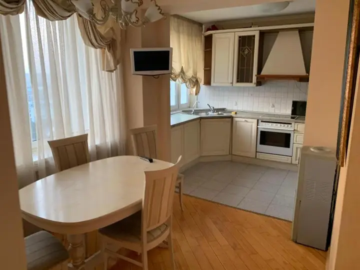 Москва: MaxRealty24 Новый Арбат, 16