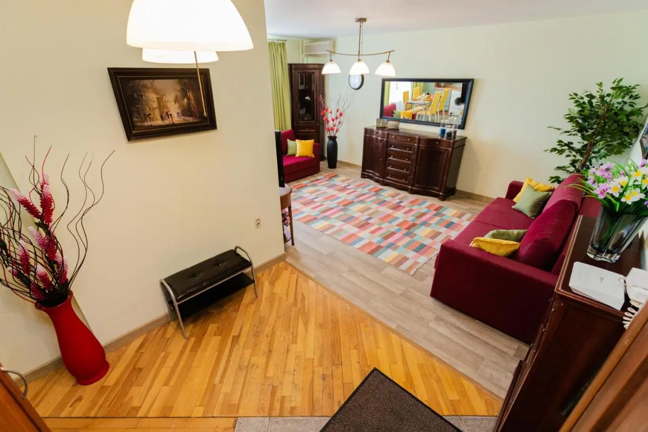 Karaul'noye: Lakshmi Apartment Belorussky