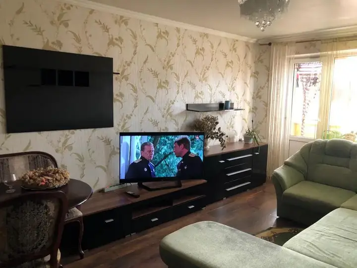 Петропавловск-Камчатский: Ladom Trekhkomnatnye Na Bame Apartments