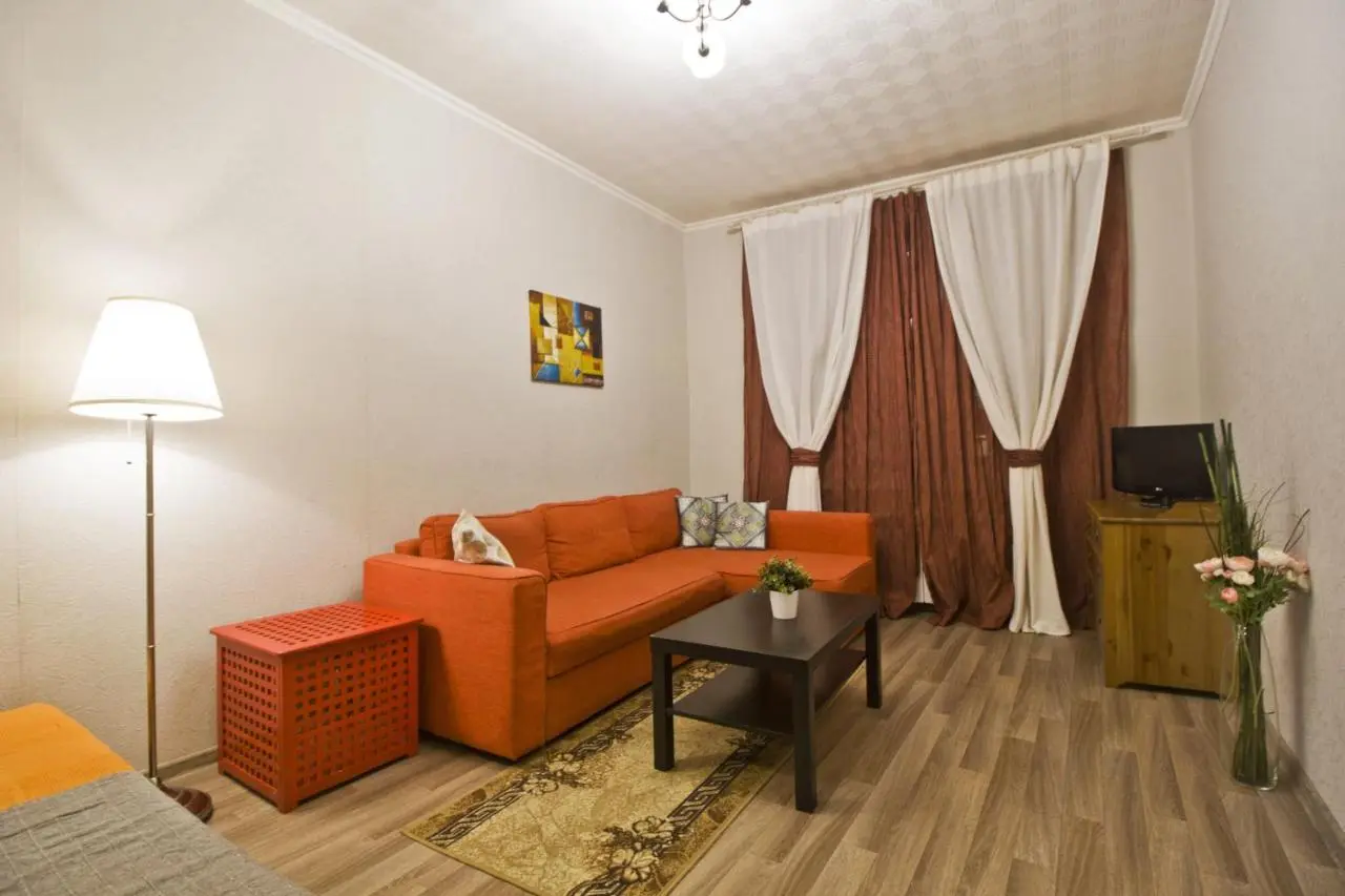Karaul'noye: Lakshmi Apartment 3k Mayakovskaya