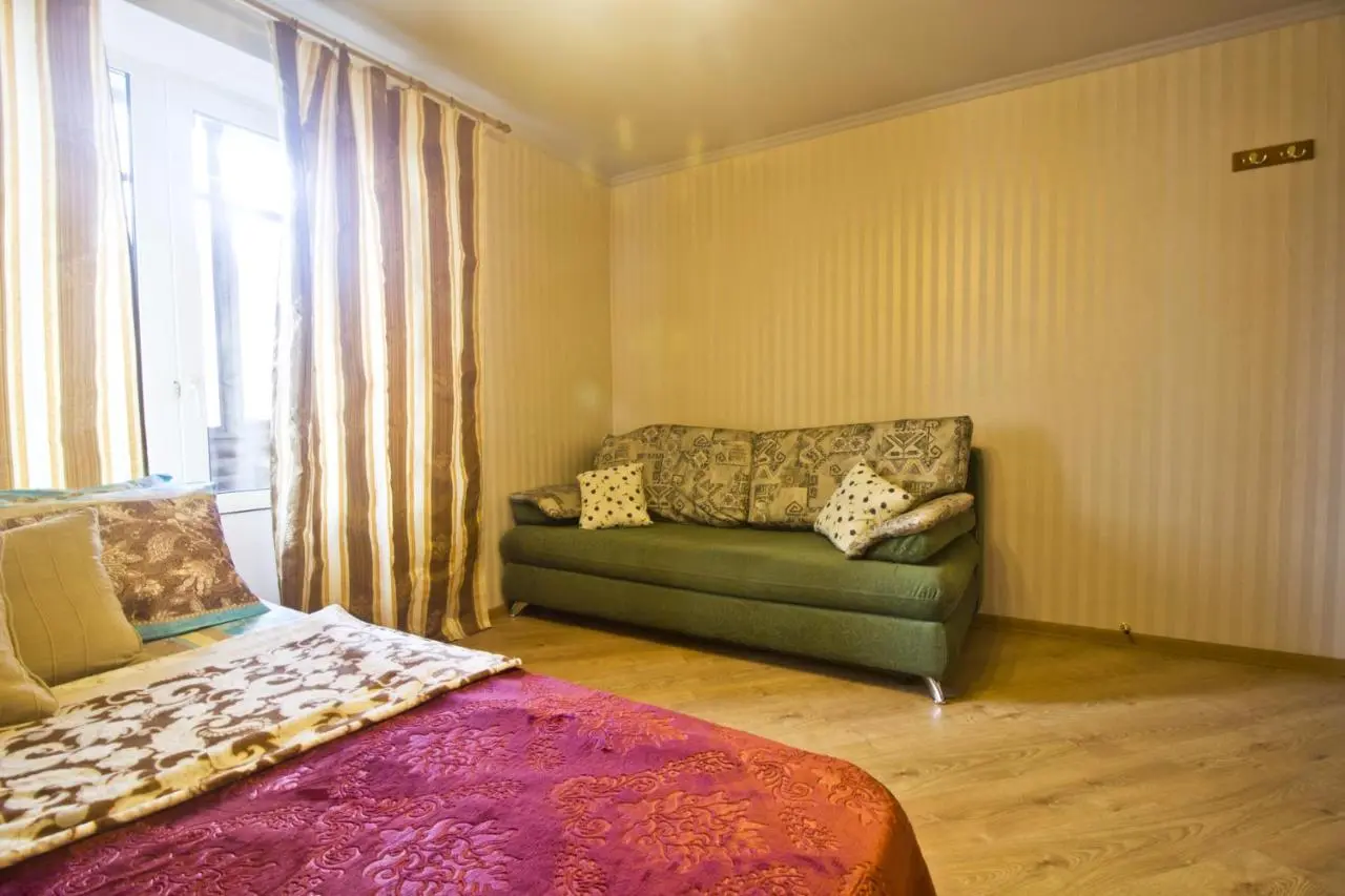 Москва: LAFLATS 1905 2-ROOM