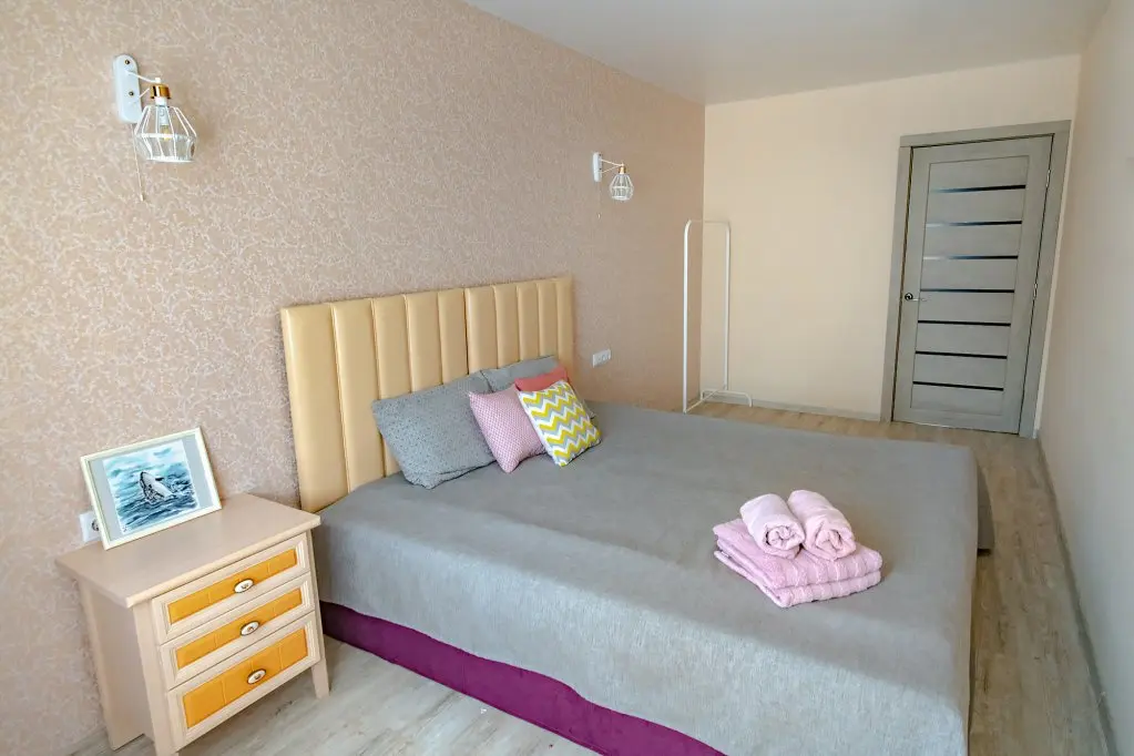 Владивосток: Апартаменты TopHouse на Интернациональной 65 трёхкомнатные