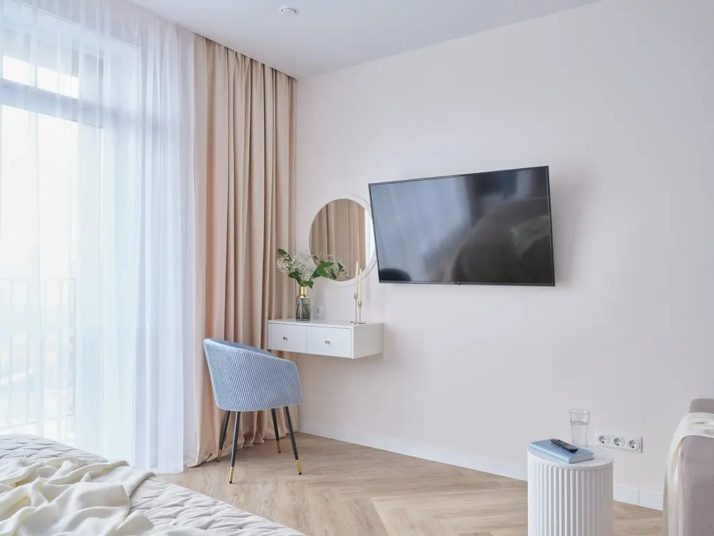 Иркутск: Апартаменты White Beach Studio Самостоятельное Заселение