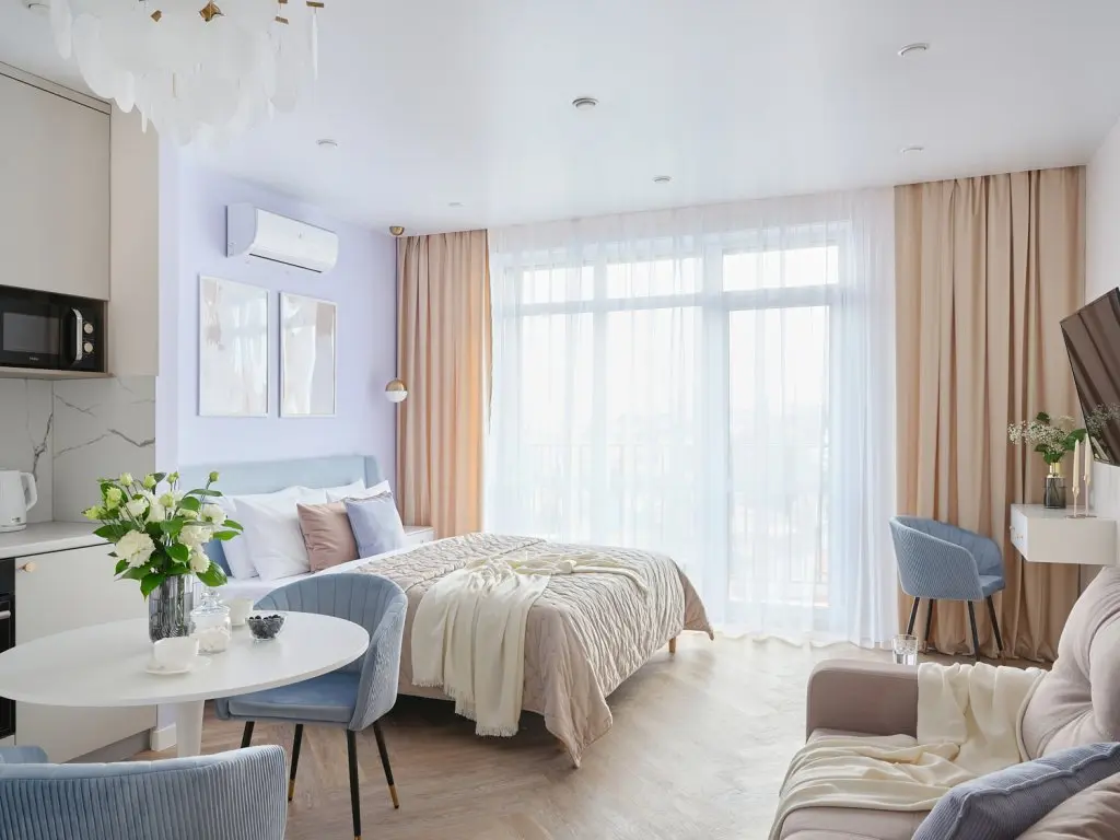 Иркутск: Апартаменты White Beach Studio Самостоятельное Заселение
