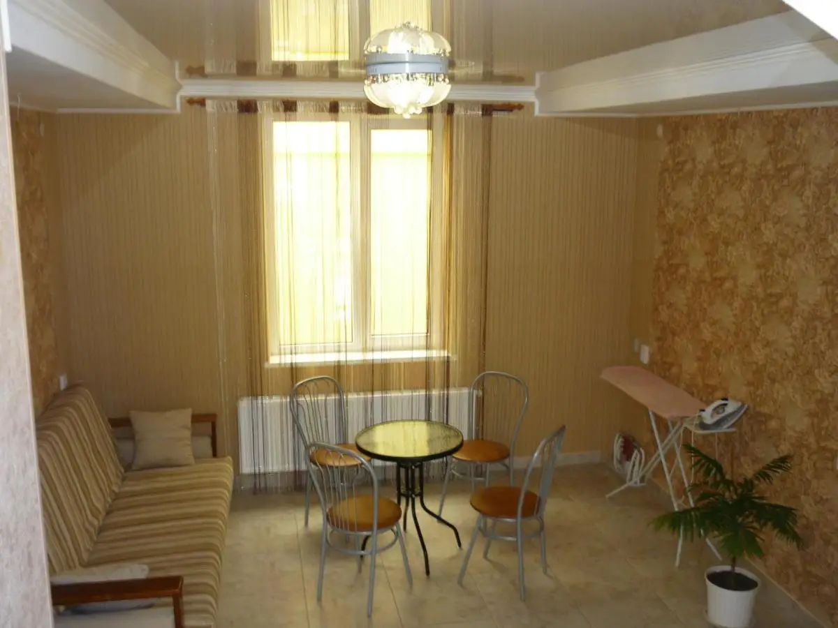 Анапа: Guest House on ulitsa Uyutnaya