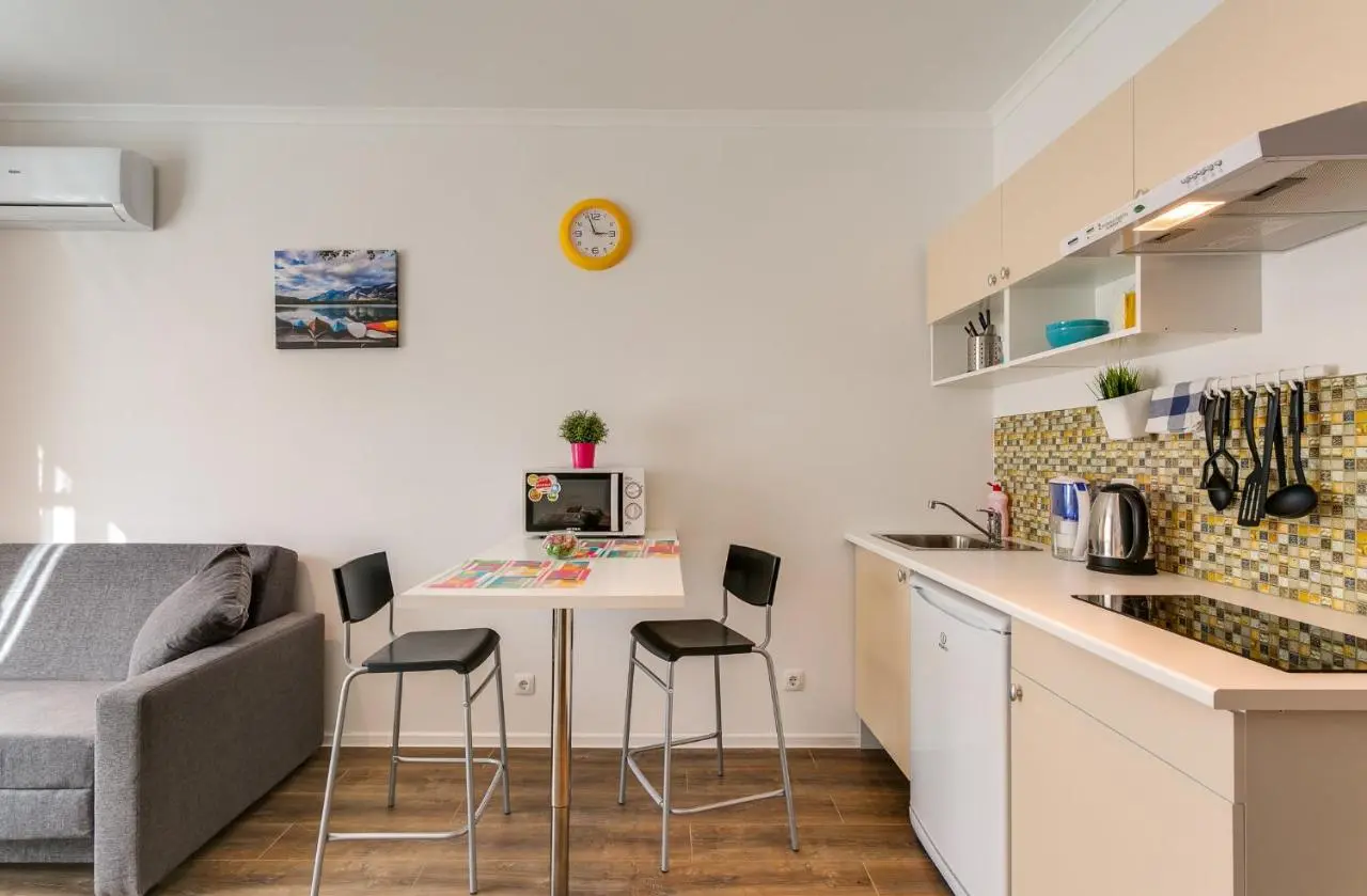 Karaul'noye: Apartaments on Varshavskoye shosse, 141