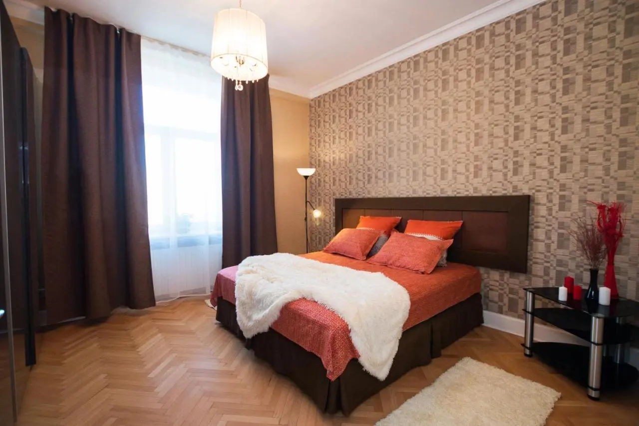 Москва: Apartment on Tverskaya