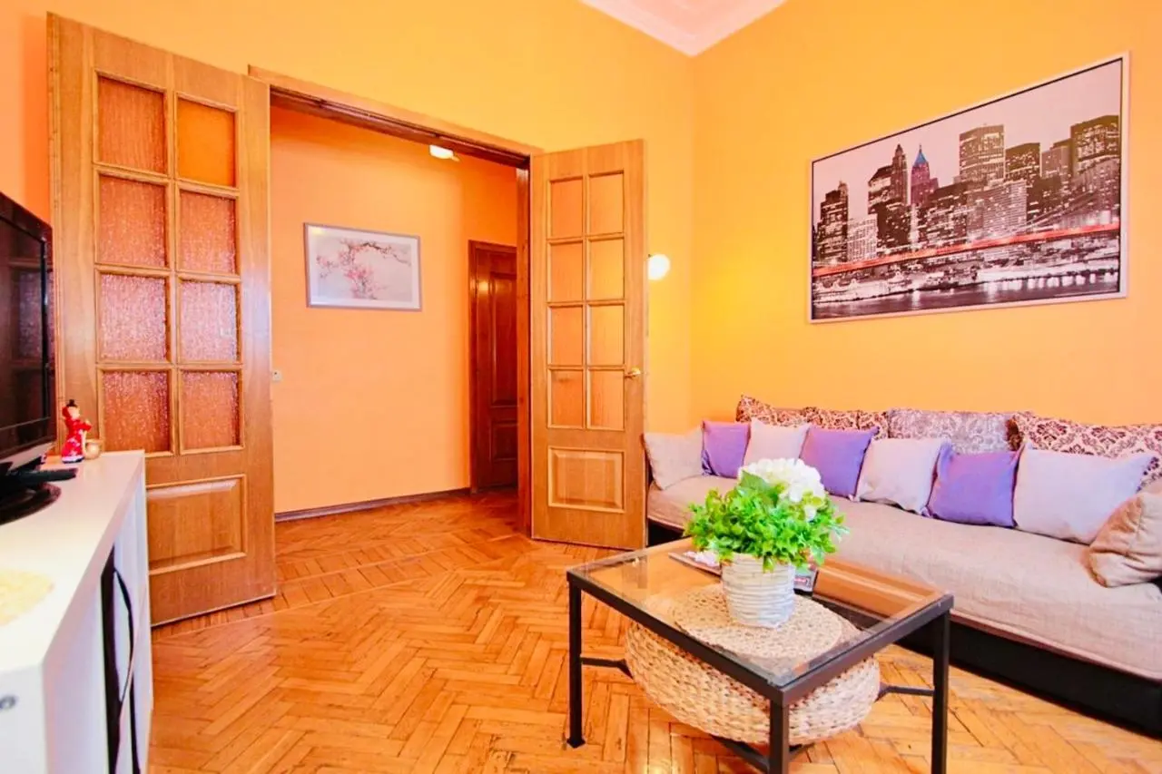 Москва: KvartiraSvobodna - Apartment at Sadovo-Triumfalnaya4/10
