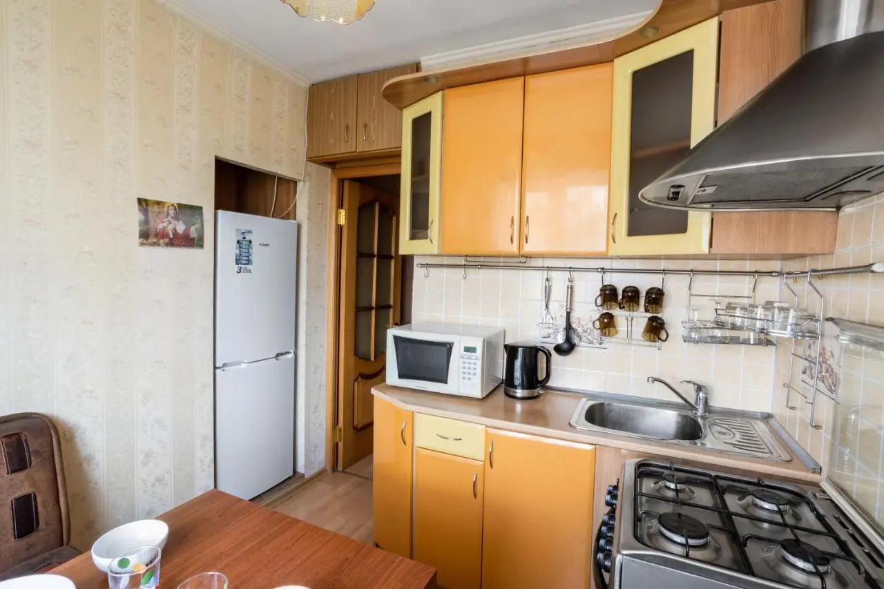 Москва: Moskva4you on Gilyarovskogo 12