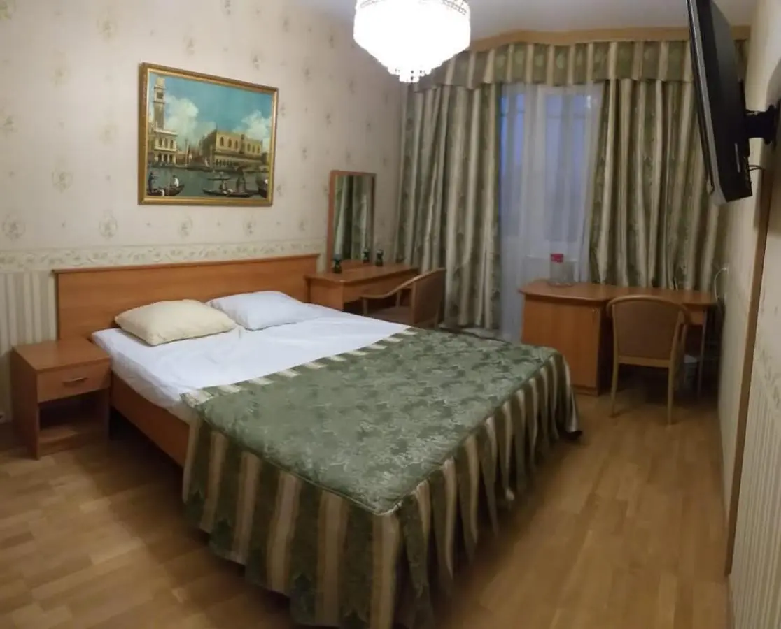 Москва: Apartment on Bolshaya spasskay 27