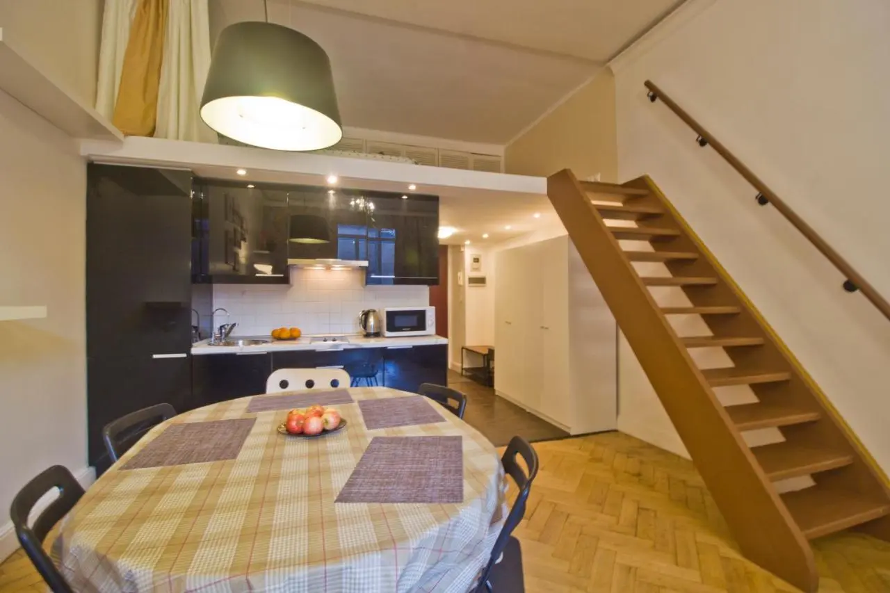 Москва: LA Flats Gnezdnikovskii