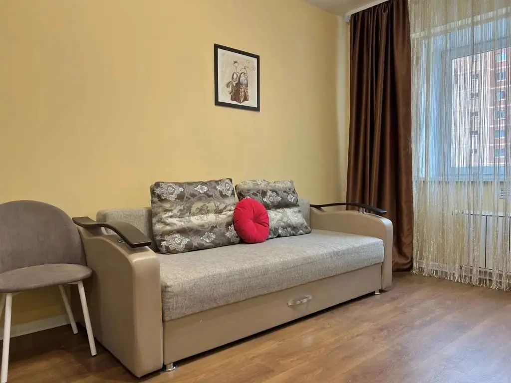 Иркутск: Yevro 2 Komnatnaya Krasnokazachyya 76 2 24 Irkutsk Aeroport Kak Doma Flat