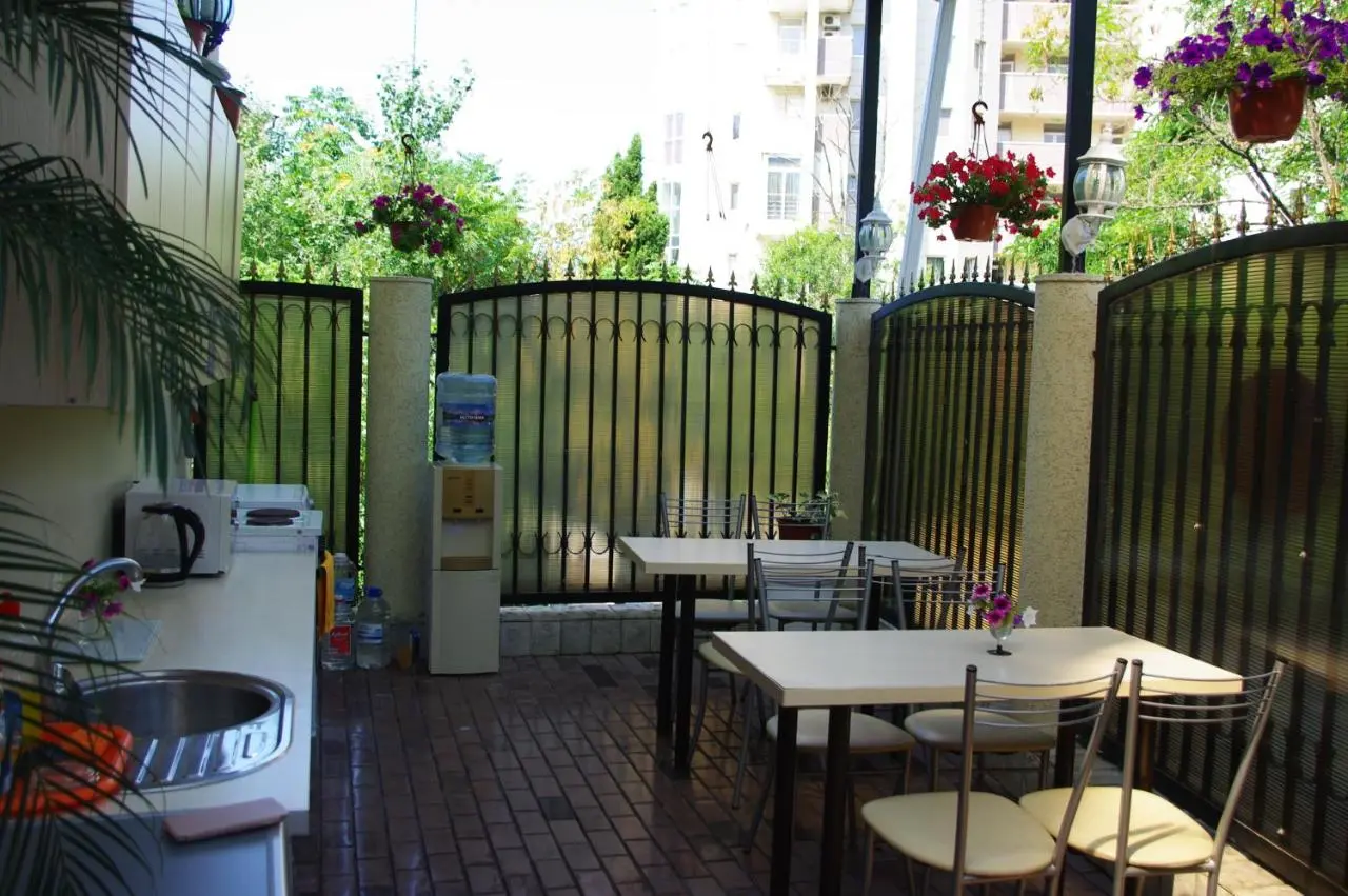Сочи: Guest House on Vinogradnaya