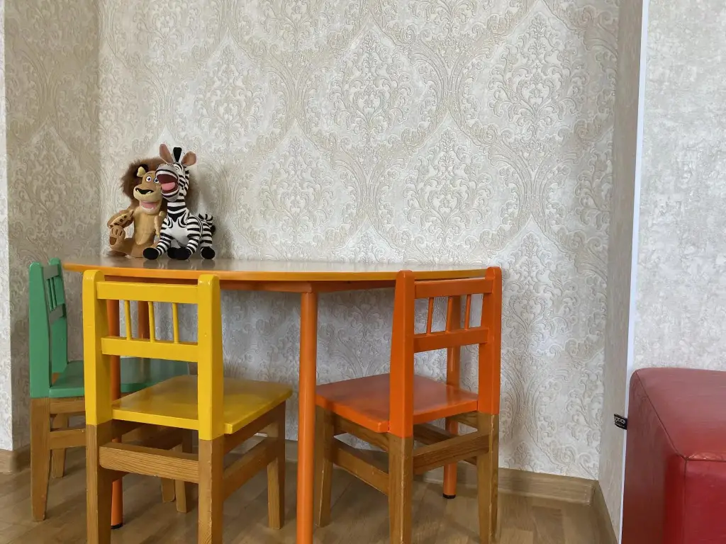 Иркутск: Гости на улице Ленина