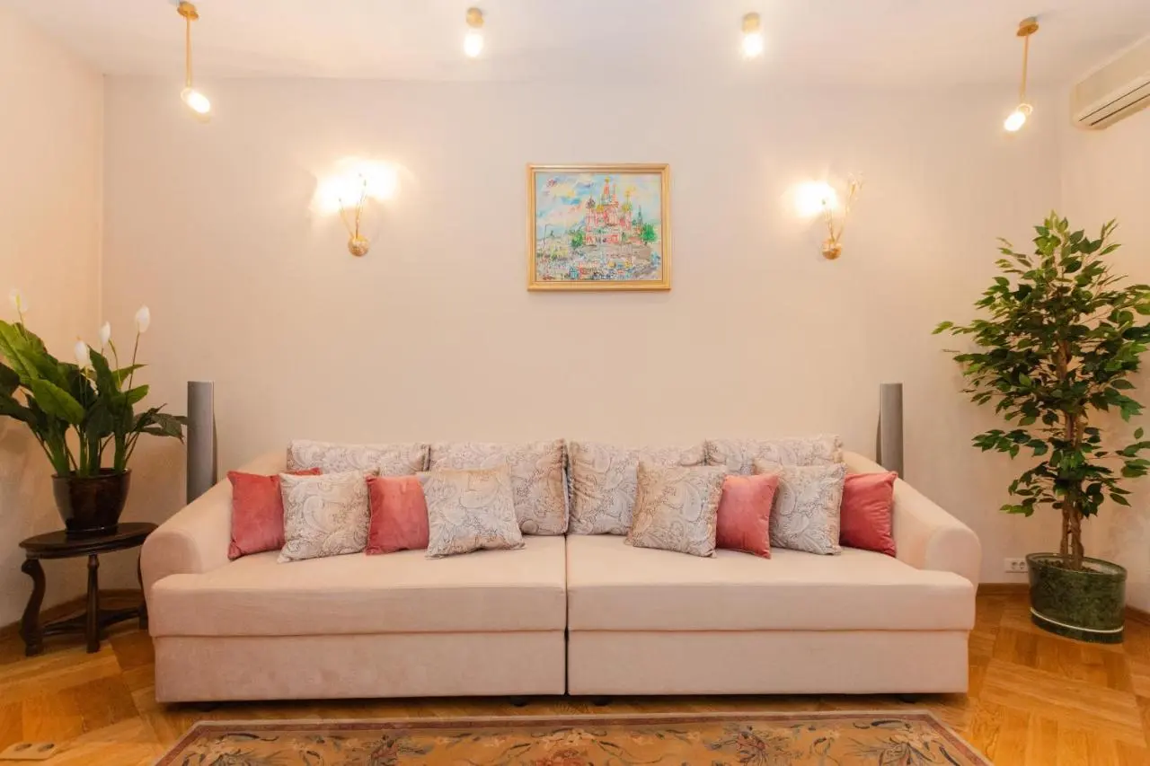 Москва: LaFlats Ohotniy Riad