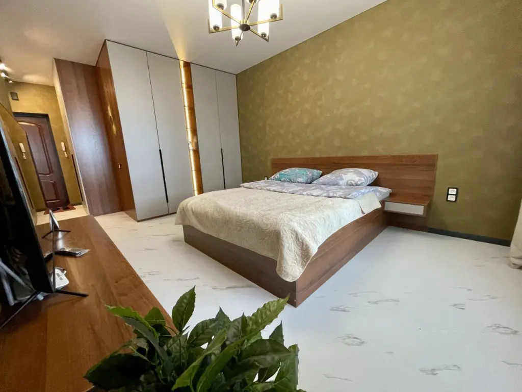 Иркутск: Apartamenty na Dal'nevostochnoj 104