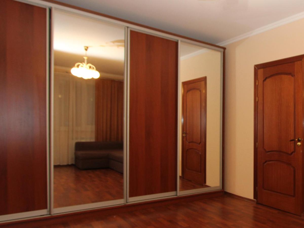 Москва: ApartLux (АпартЛюкс) на Изумрудной