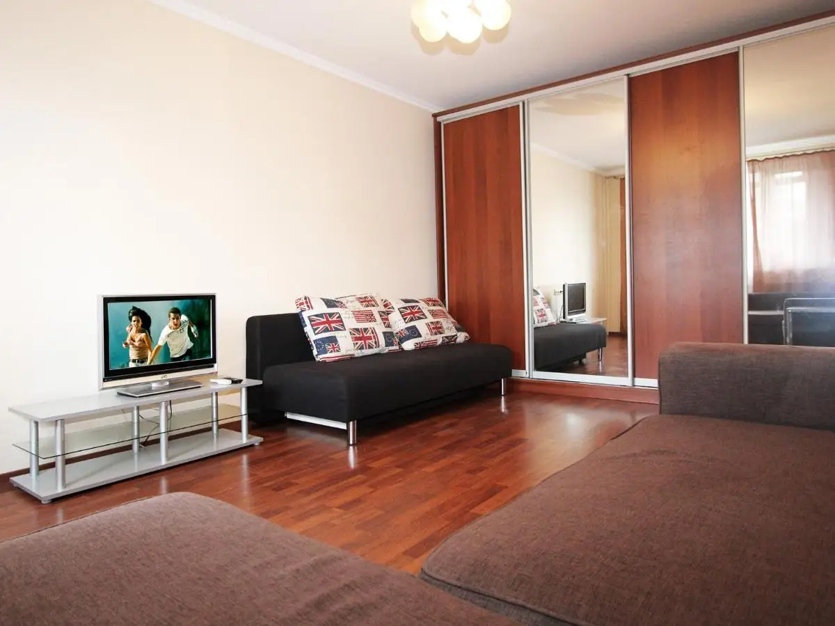 Москва: ApartLux (АпартЛюкс) на Изумрудной
