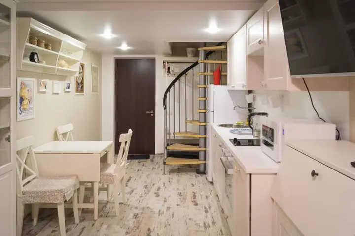 Москва: InHome24 2 floor Apartment on Polyarnaya 31A