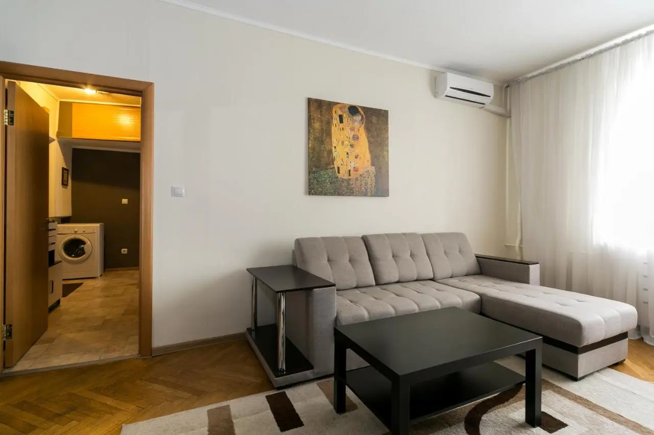 Москва: MaxRealty24 Черняховского 3