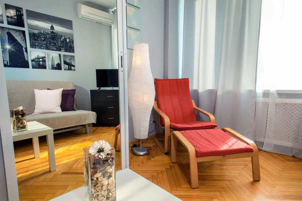 Москва: LuxApartments-Новый Арбат,22