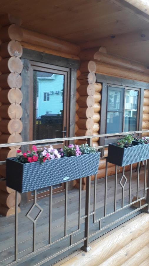 Лоо: Гостевой дом "Winnie House"
