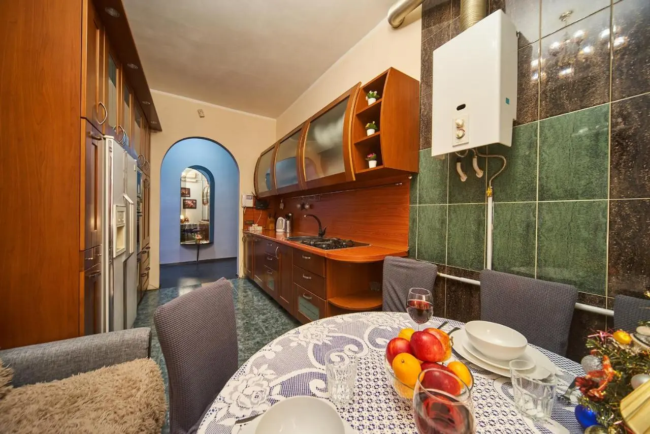 Москва: Sunplace S-Spasskaya