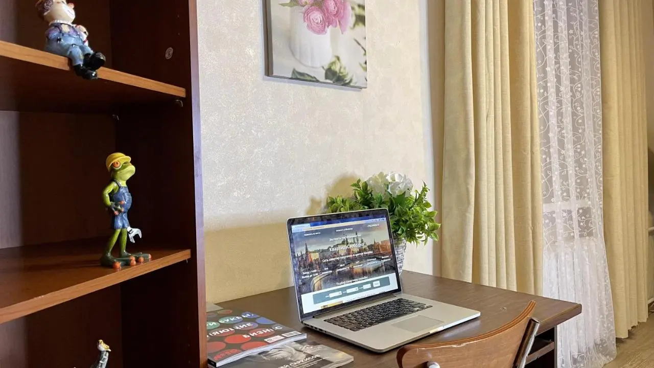 Москва: Apartment near park
