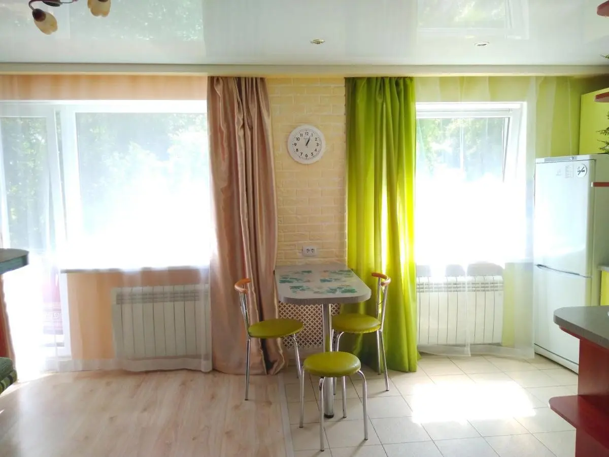 Калининград: Apart39 on Chernyahovskogo 34