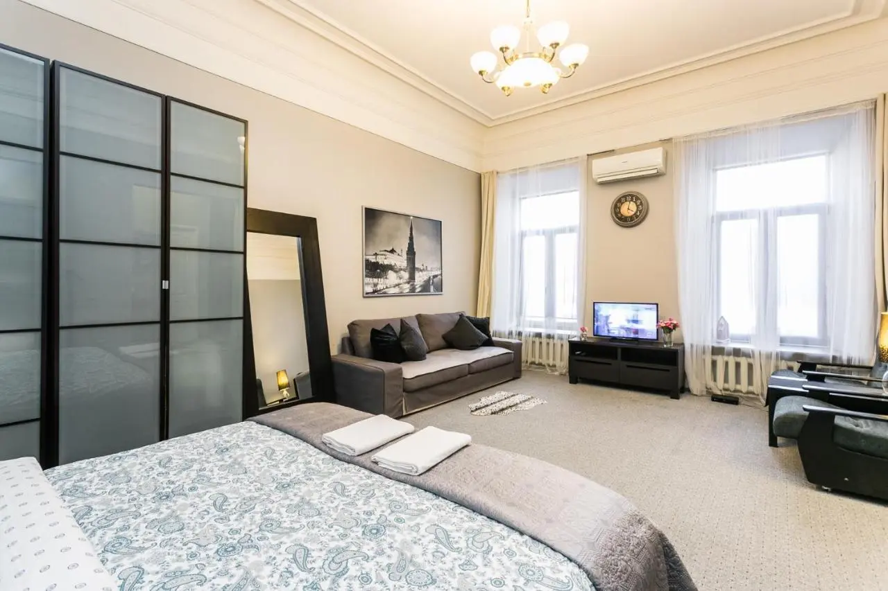 Москва: Nice apartment near New Arbat
