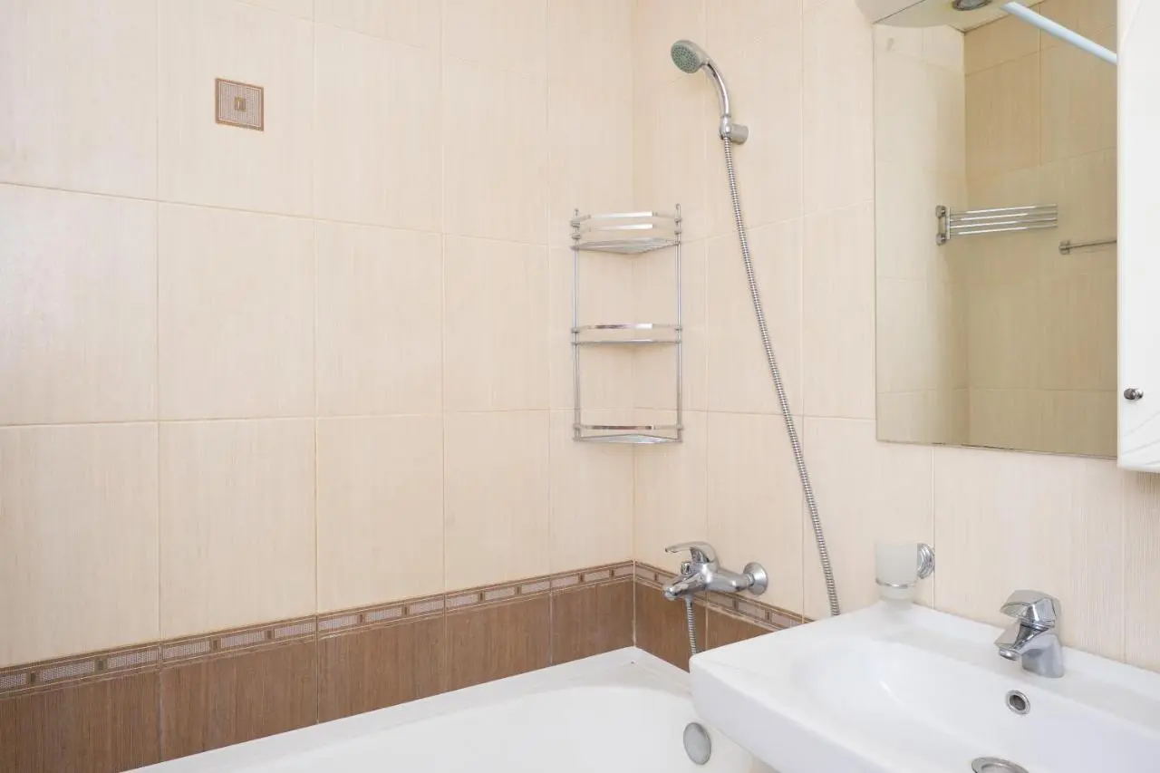 Москва: Moskva4you on Serpuhovskaya Apartment
