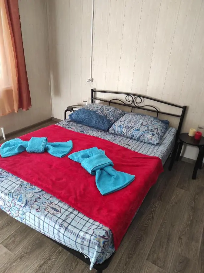 Кучугуры: Voiazh Guest House