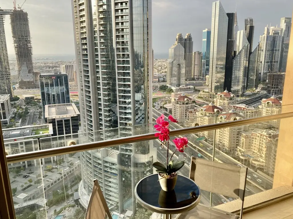 Дубай: Апартаменты SuperHost - Comfy Studio With Balcony Facing Burj Khalifa | Address Dubai Mall