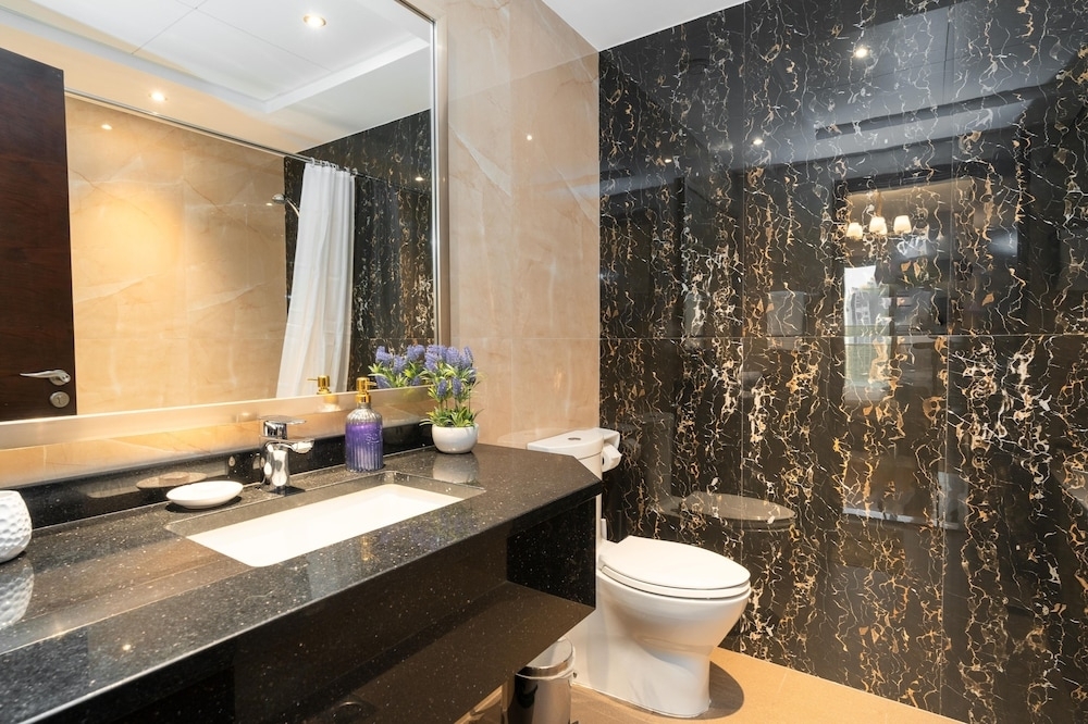 Дубай: Superhost - Elegant Apartment With Balcony In Downtown