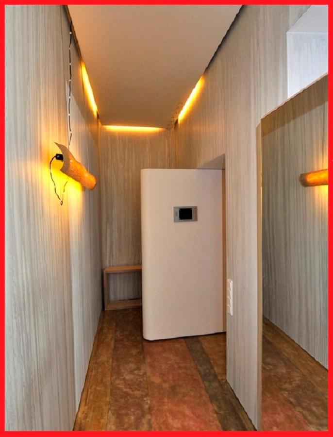 Москва: Apartment near Smolenskaya
