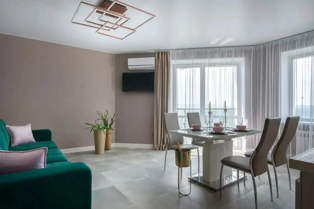 Владивосток: Sea View Apartments (Си Вью Апартментс)