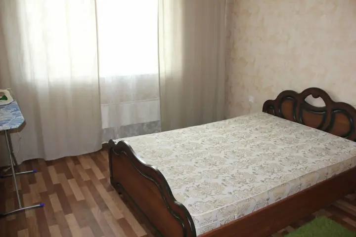 Красноярск: Golden key on Alekseeva Street 23