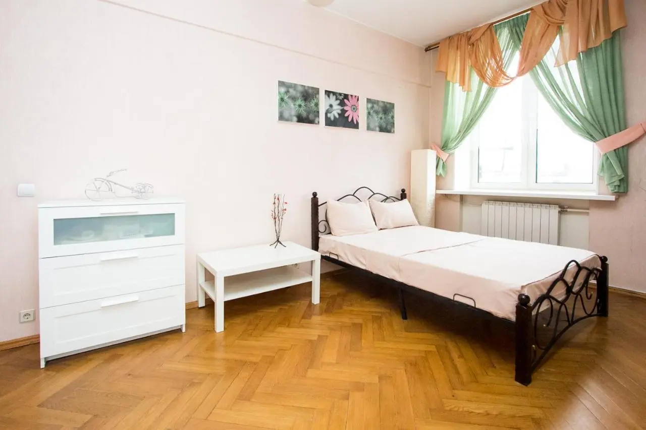 Москва: Apartlux Каретный ряд