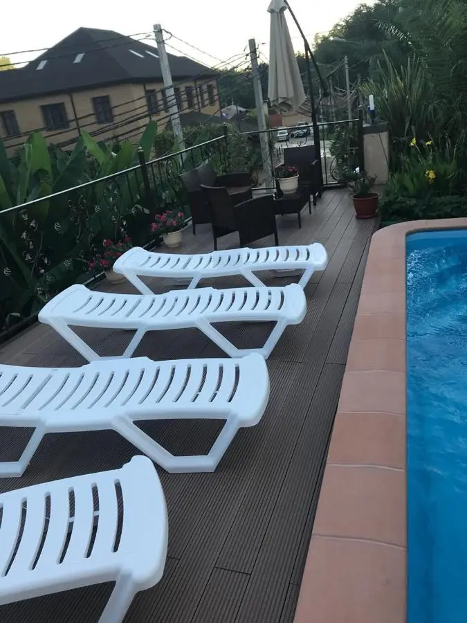 Адлер: Guest House Ra-Duga