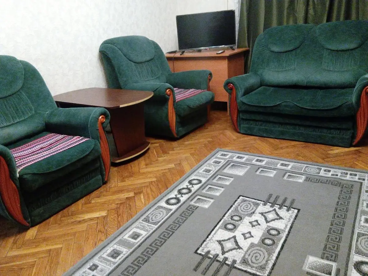 Москва: Уютные апартаменты на Ельнинской