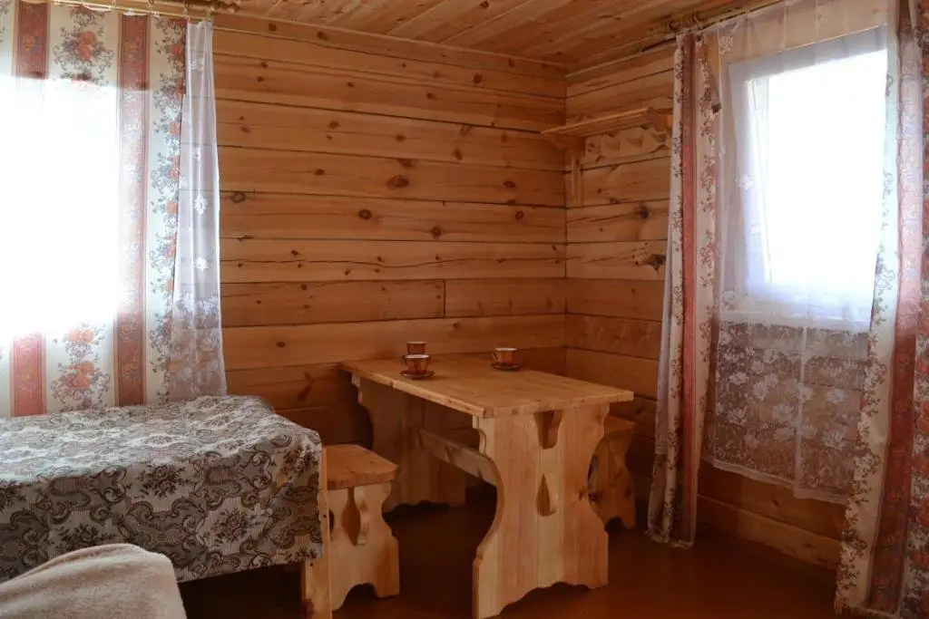 Хужир: Рыбацкий берег