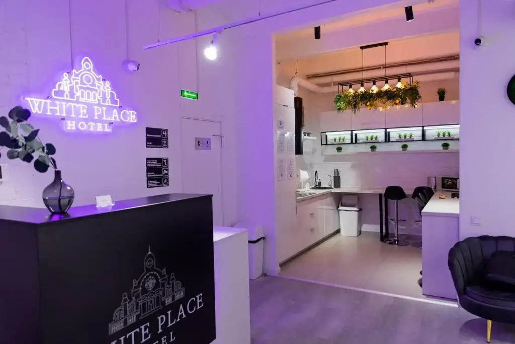 Владивосток: Отель Белое Место. White Place