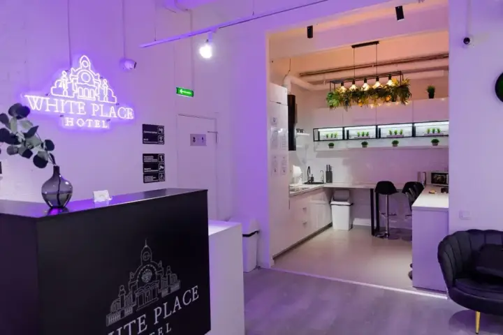 Владивосток: Отель Белое Место. White Place