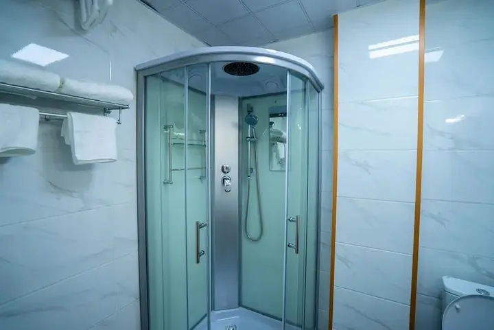 Владивосток: Holiday Hotel