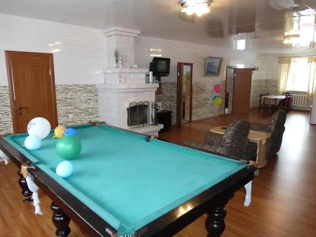 Листвянка: Guest House Angarskie Khutora