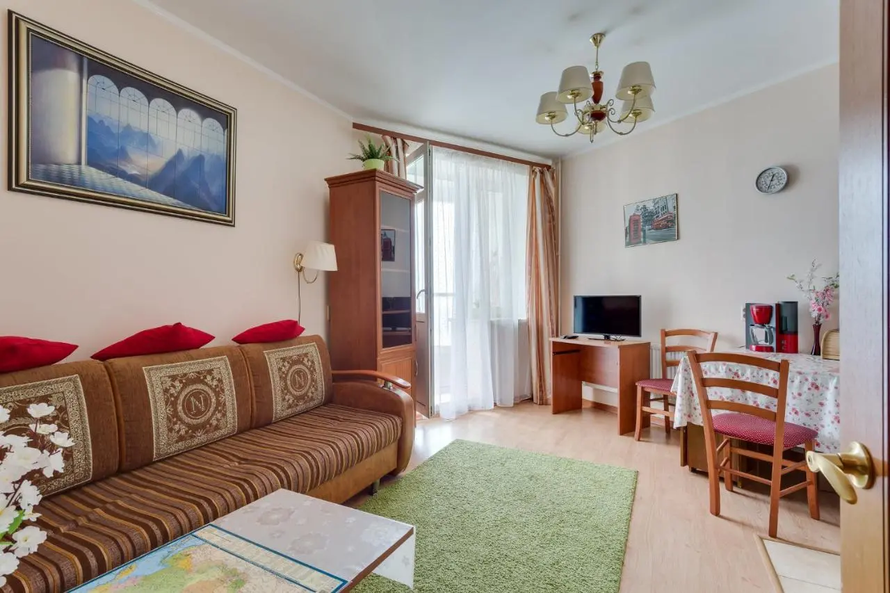 Москва: Apartment 16