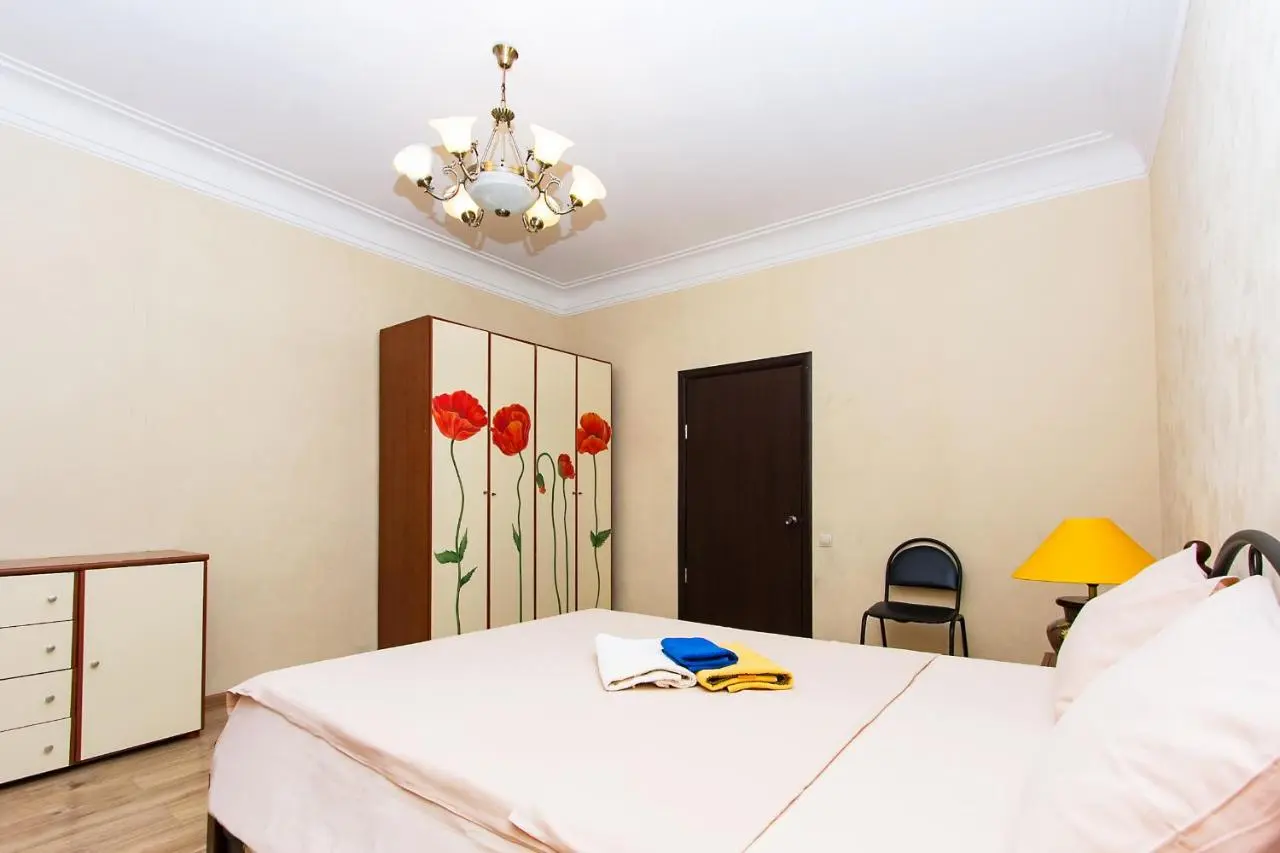 Москва: ApartLux Серпуховская