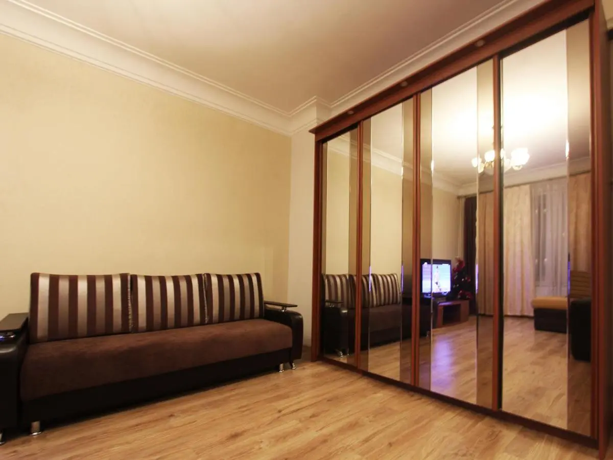 Москва: ApartLux Серпуховская