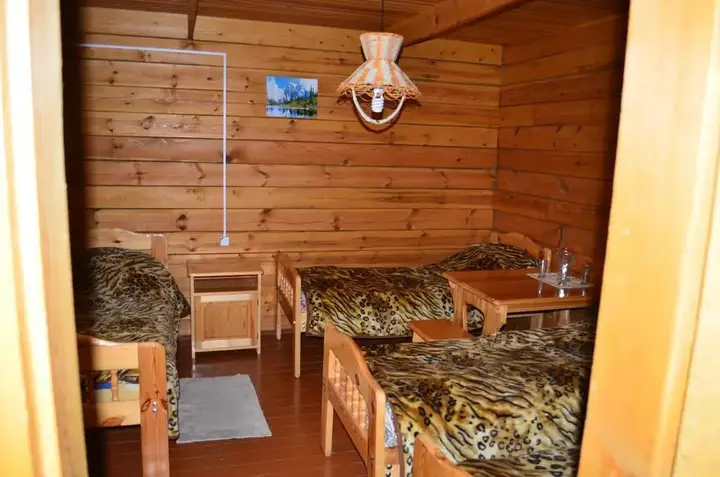 Сахюрта: Bereg Baikala